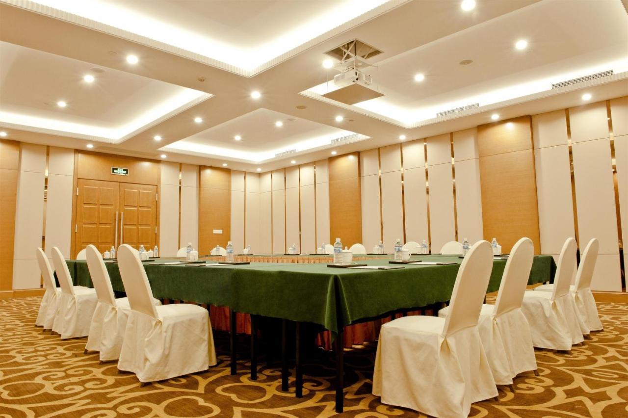 Holiday Inn Shanghai Pudong By Ihg Екстериор снимка
