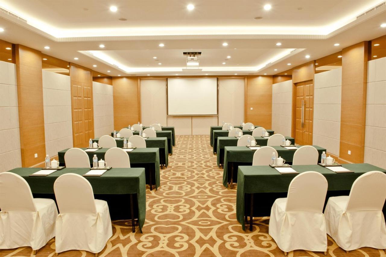 Holiday Inn Shanghai Pudong By Ihg Екстериор снимка
