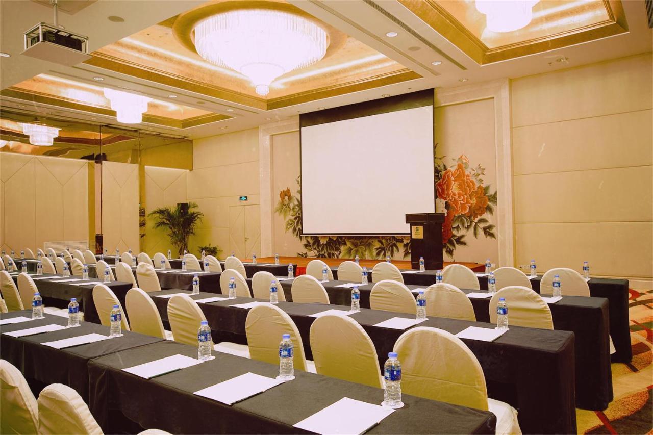 Holiday Inn Shanghai Pudong By Ihg Екстериор снимка