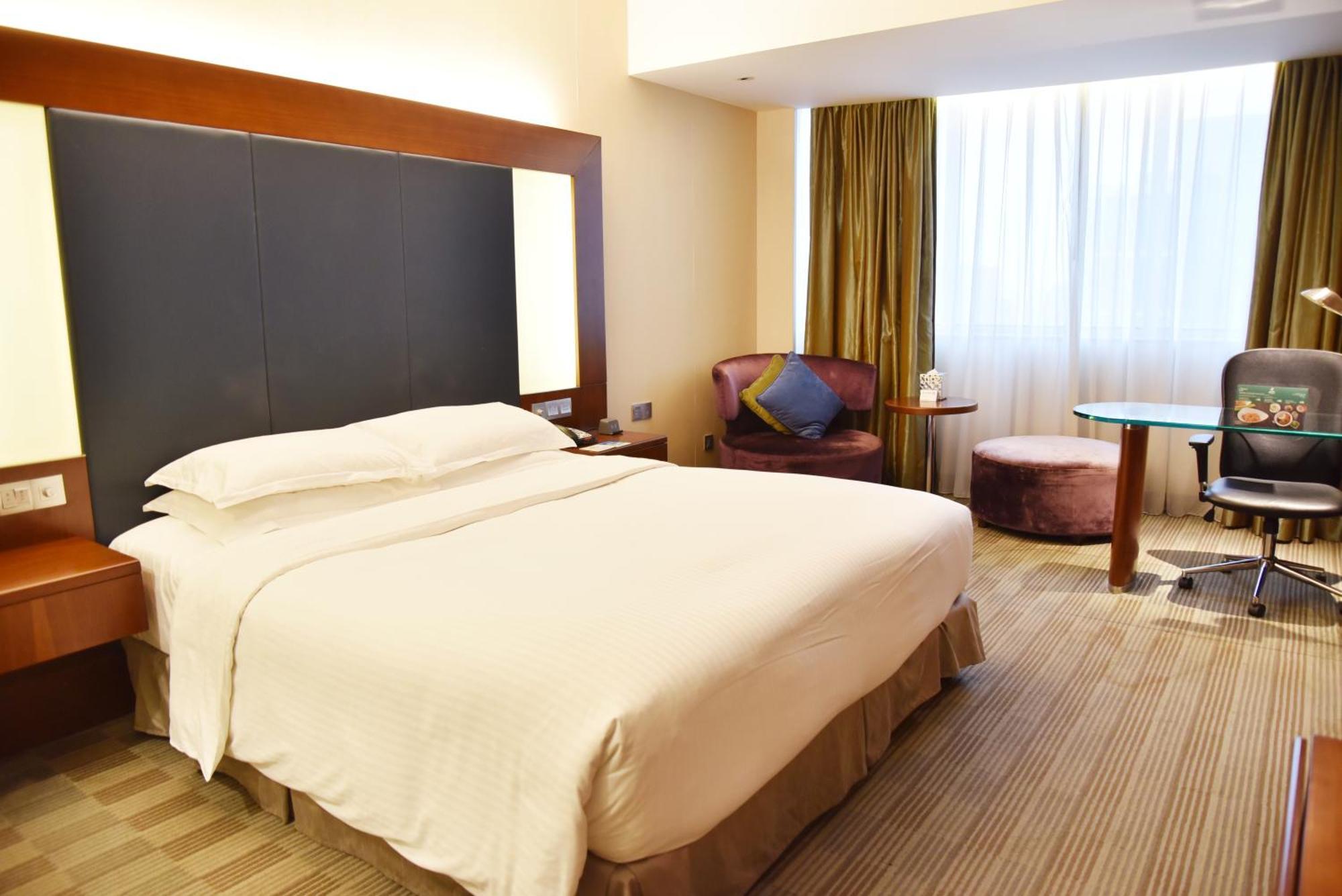 Holiday Inn Shanghai Pudong By Ihg Екстериор снимка