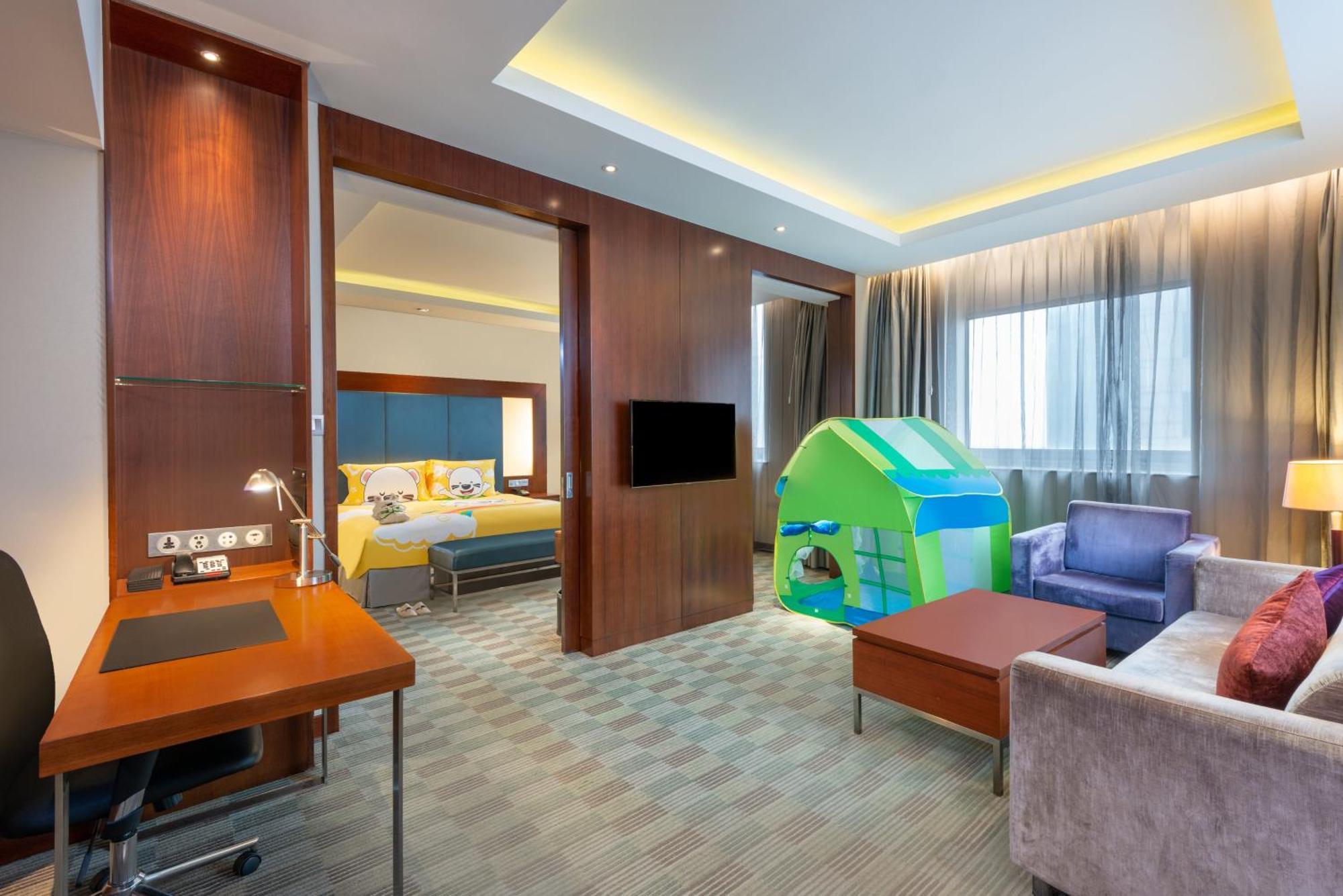 Holiday Inn Shanghai Pudong By Ihg Екстериор снимка
